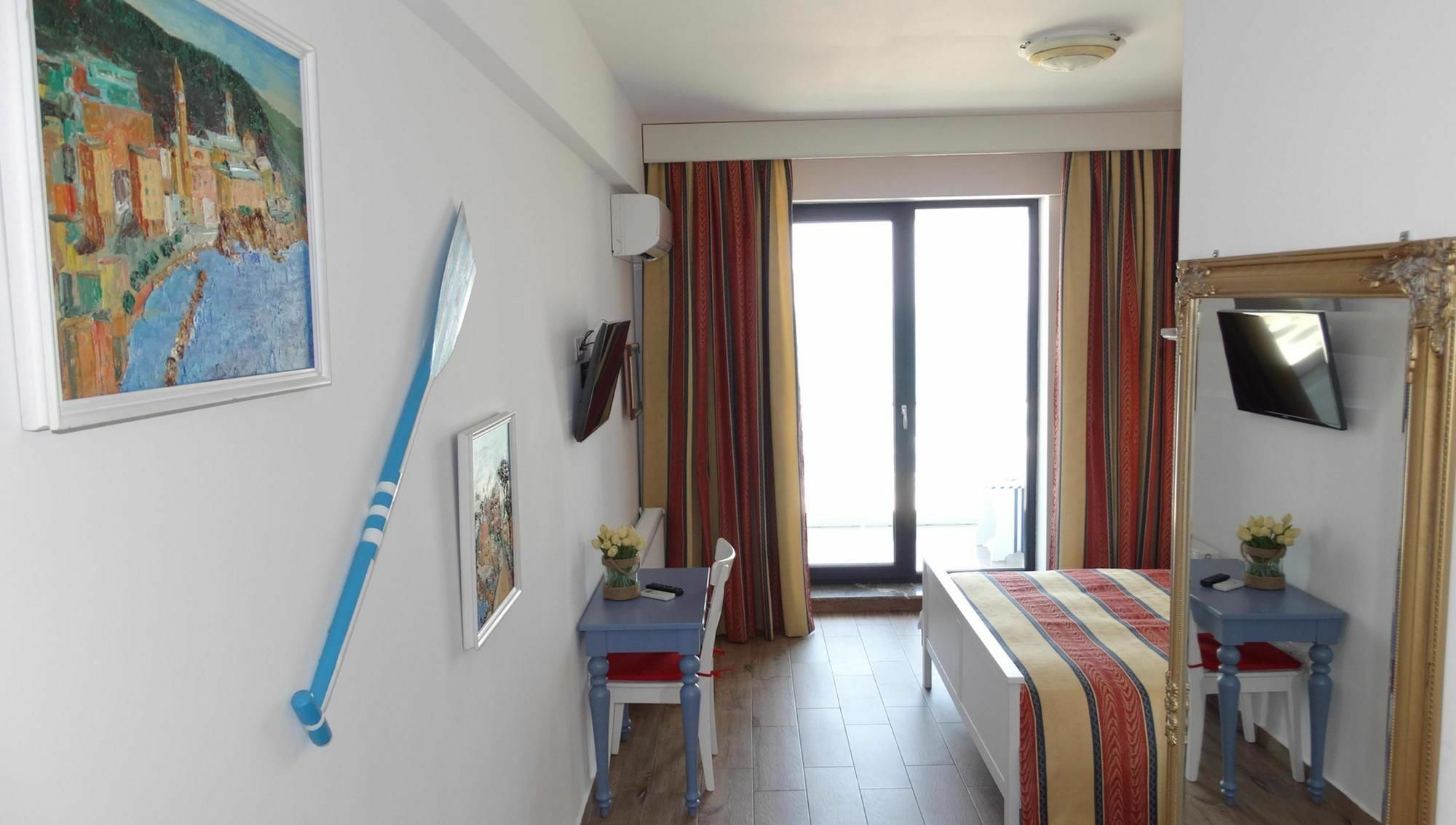 Bluemarina Apartamente Mamaia Eksteriør bilde